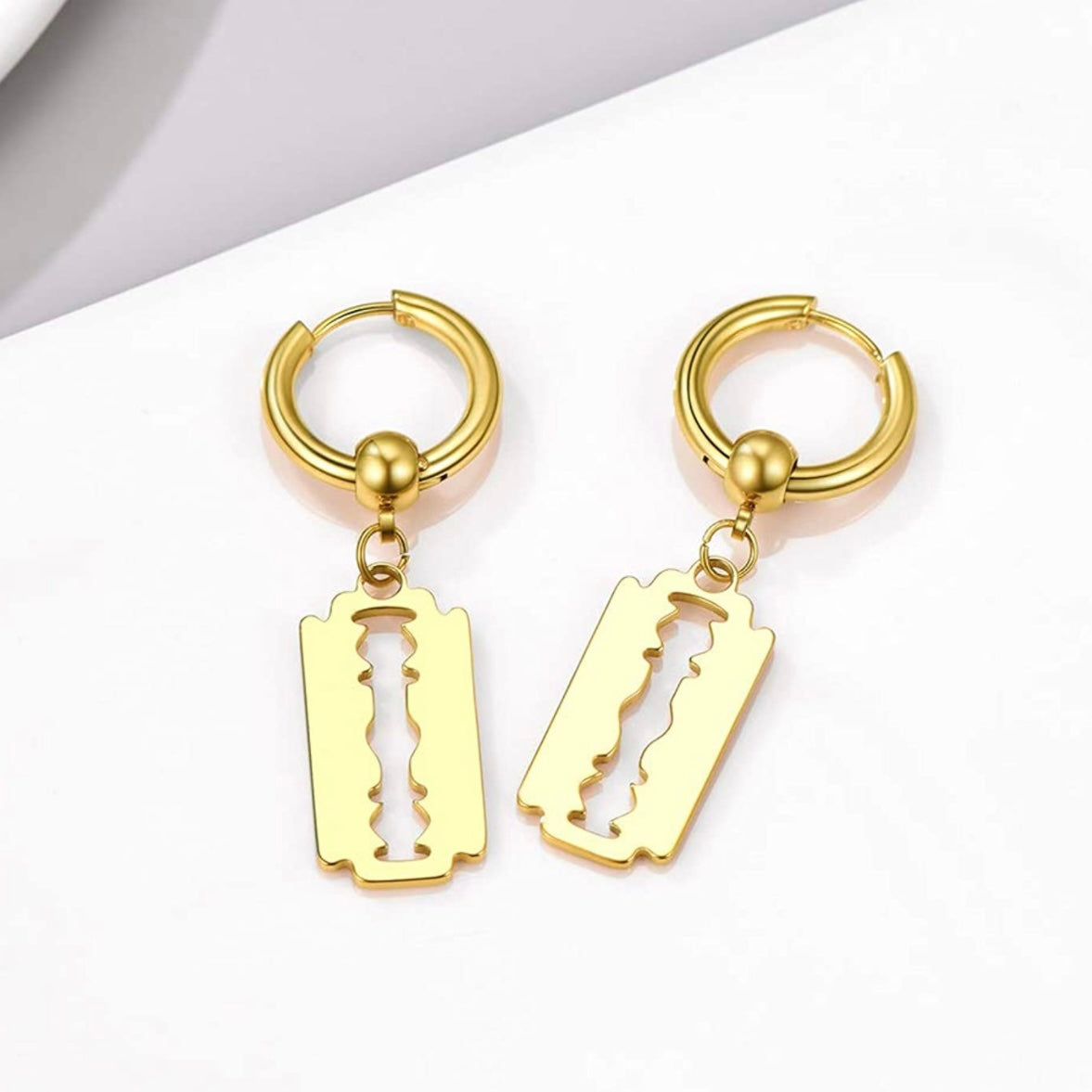 EARRINGS : STAINLESS STEEL RAZOR BLADE